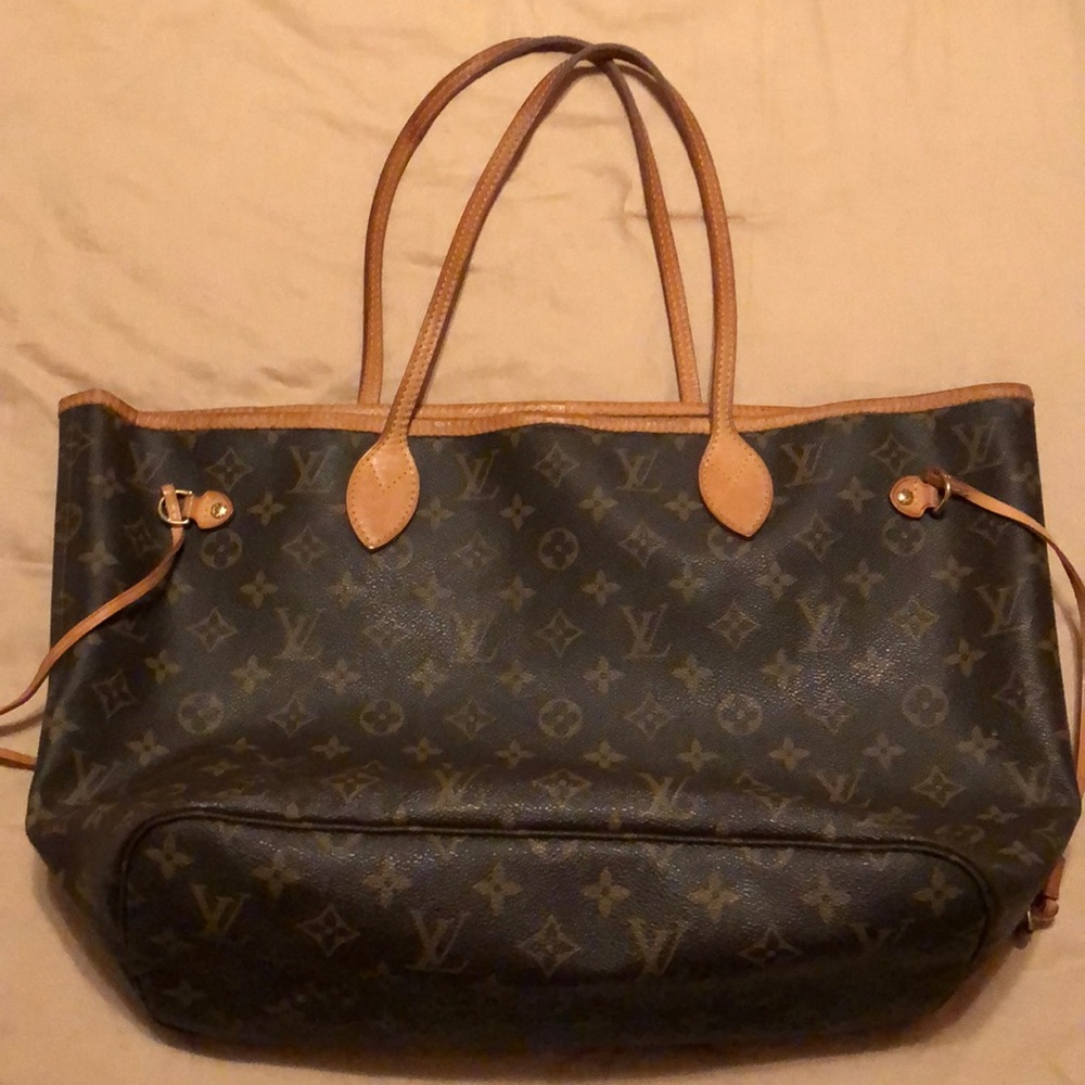 Louis Vuitton purse